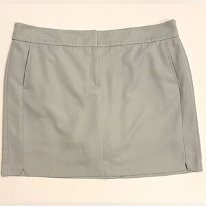 Izod 18” Golf Skort in Light Gray 16